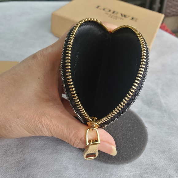 Loewe Coin Purse - Picture 11 of 12